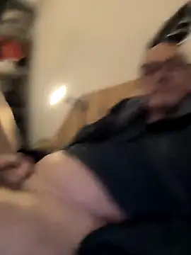 bogland33 live sex cam