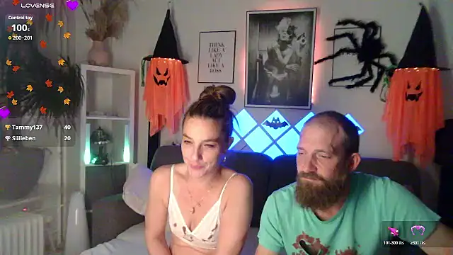 XBellaXundXUweX live sex cam