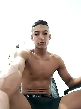 Demiansteven2 live sex cam
