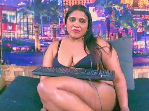IndianSexyLady4u live sex cam