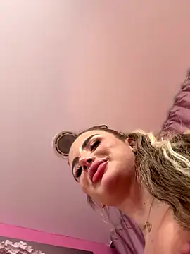 AshleySinn live sex cam