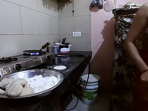 Rubi-Ji live sex cam