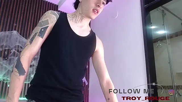 troy_rouge live sex cam