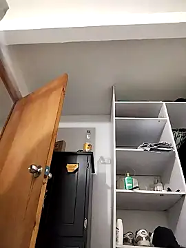 Carlos11123 live sex cam