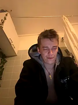 Toyjungee live sex cam