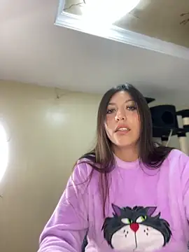 MiaJones21 live sex cam