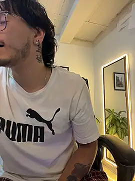 Elian_savoy live sex cam