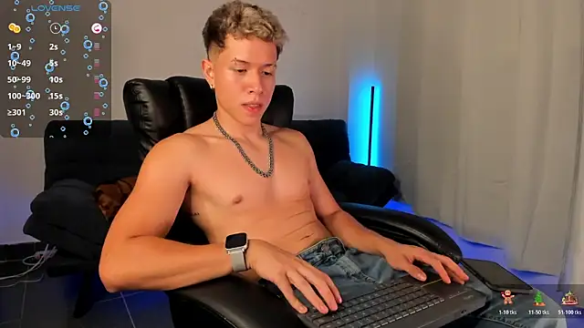 nathan_blake live sex cam
