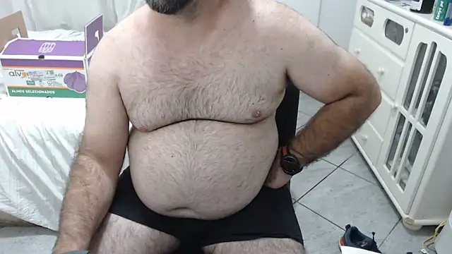 MysterBearMG live sex cam