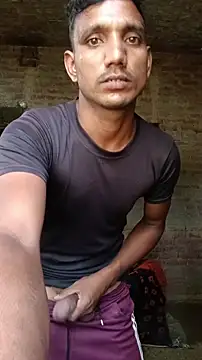 BiggerDickGuy live sex cam