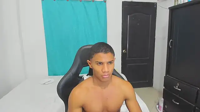 corzoethan live sex cam