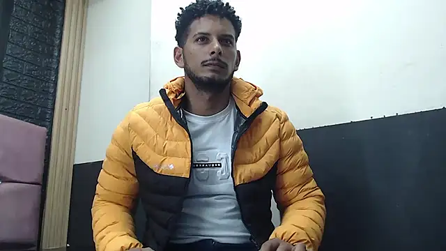 Chris_Dick23 live sex cam