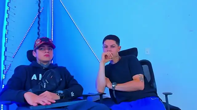 HOT_boy2025 live sex cam