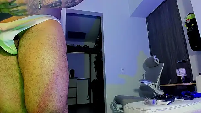 Andrew_Johnnson live sex cam