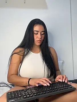 kristynmassey's web cam