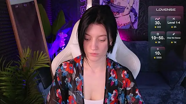 roxy_riot_'s web cam