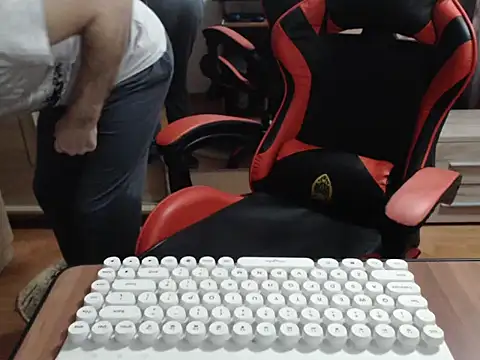 uncutguy01 live sex cam