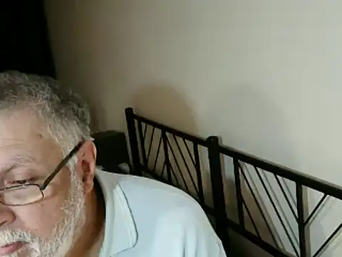 100Tauros live sex cam