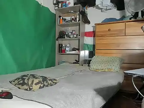 viraglaci18@xh live sex cam