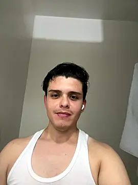Milio89 live sex cam