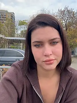 KikiWatson live sex cam