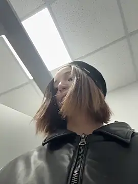 DollyTall live sex cam