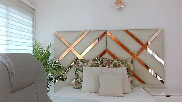 Miabloomm_'s web cam
