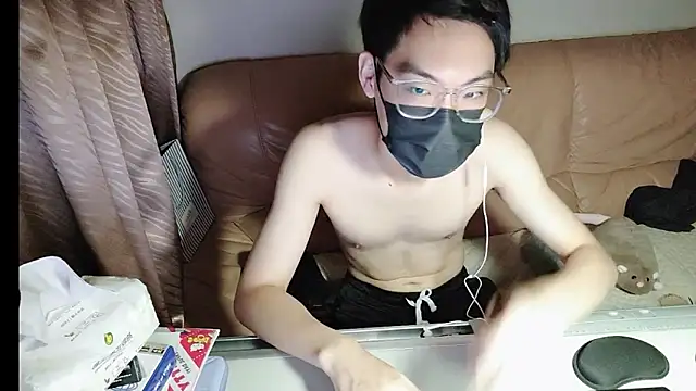 Yang_1069 live sex cam