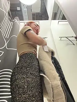 RosieSecret live sex cam