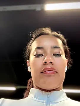 Risky_Workouts live sex cam