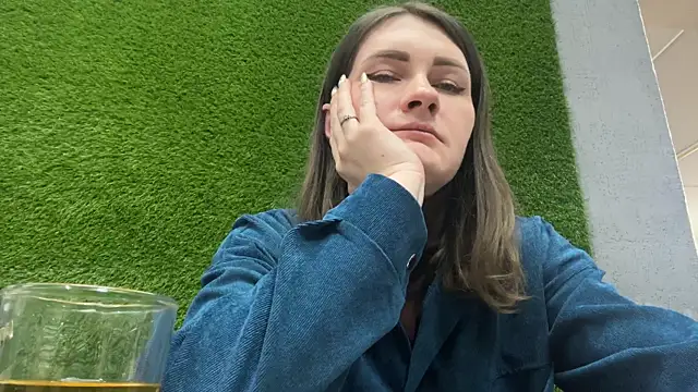 AshlyJoy live sex cam