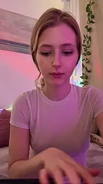 LunaRase live sex cam