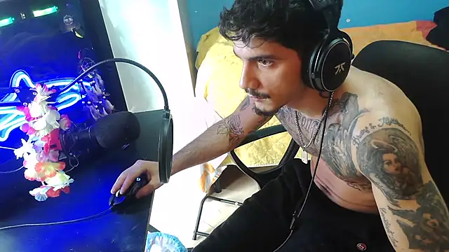 Badboyi1997 live sex cam