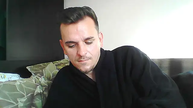 Huge_cock22cm live sex cam