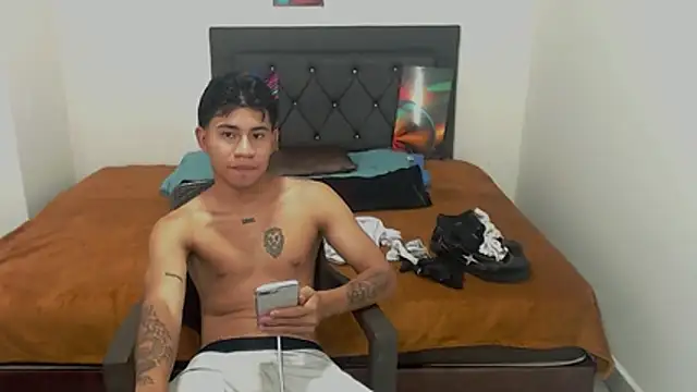 logannth live sex cam