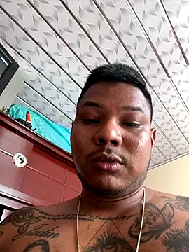 Saipadpuer30 live sex cam