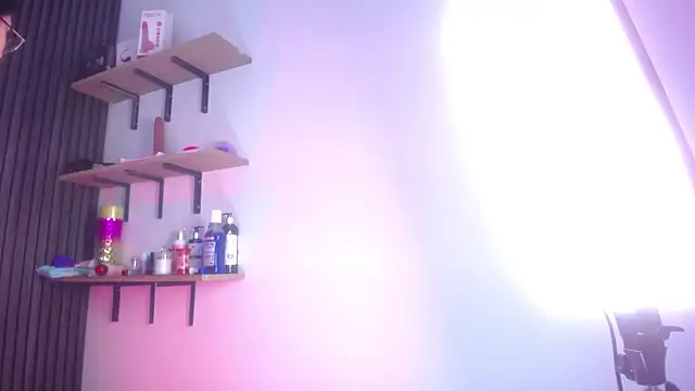 emili_bdsm live sex cam