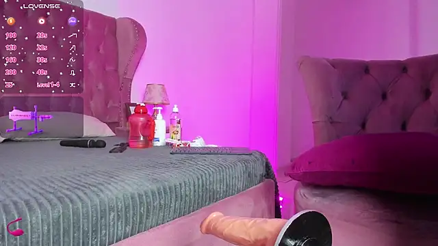 AnnieWestly live sex cam