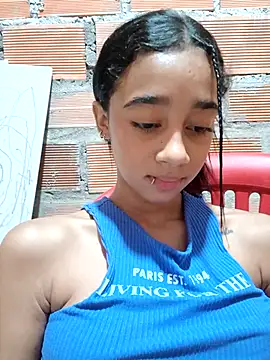 Zoe_Sweett18 live sex cam