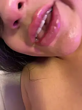 Zendaa_ live sex cam