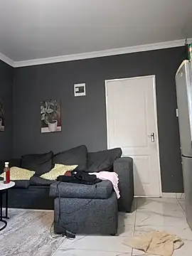 SWEETDOLLY29XX live sex cam