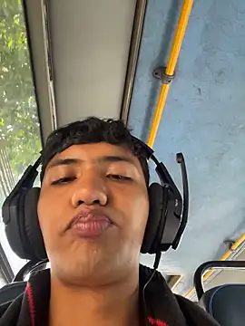Flirtdick03 live sex cam