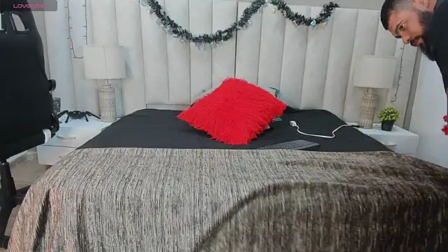 college_muscle_ass1 live sex cam