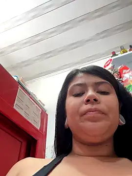 emilyjohanson live sex cam
