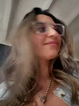 Isabella_Varella live sex cam