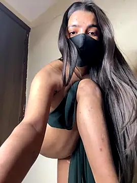 Cute-Sakhi live sex cam