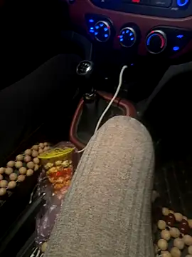 May-Squirt live sex cam
