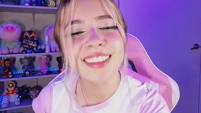 EmilyMiller_ live sex cam