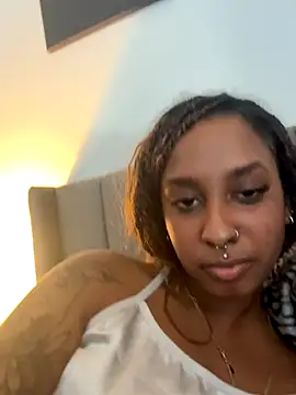 Your_Paris live sex cam