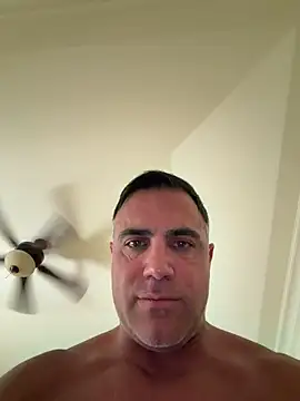 Bad_daddy21 live sex cam